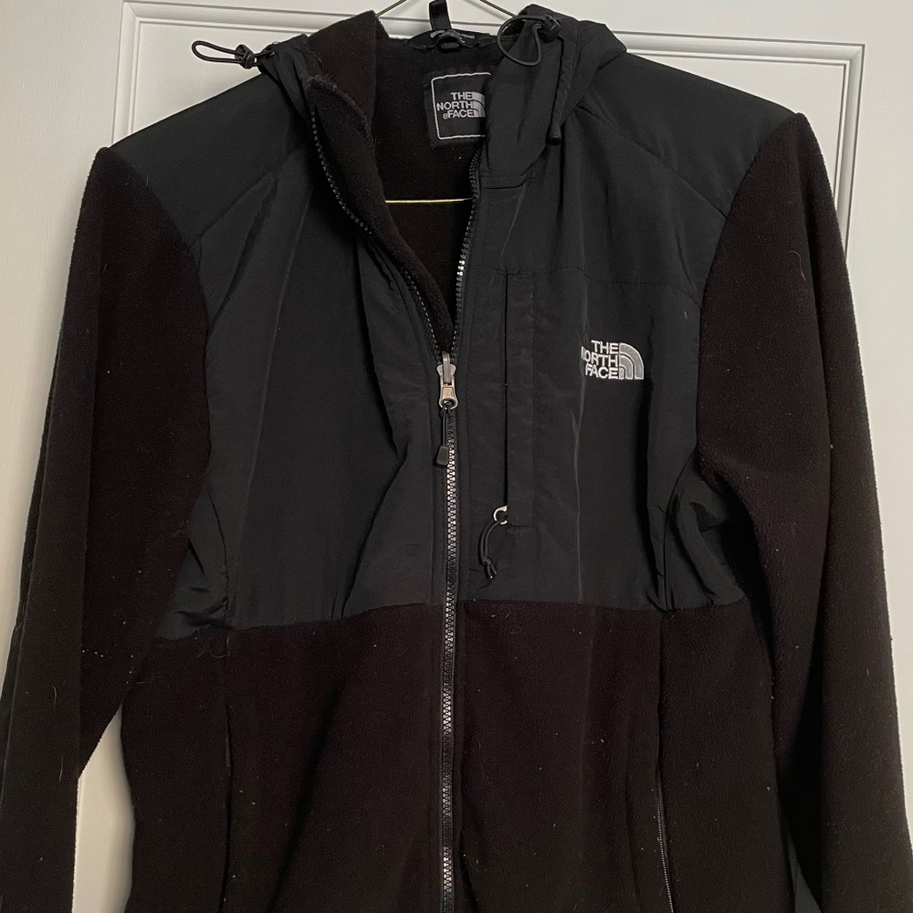 The North Face L Fleece w/ Hood